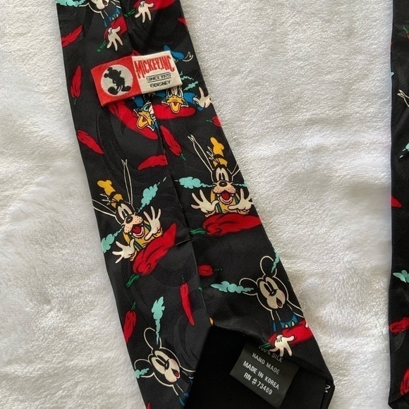 𝅺VINTAGE Mickey Unlimited Angry Shocked Neck Tie - Picture 3 of 4